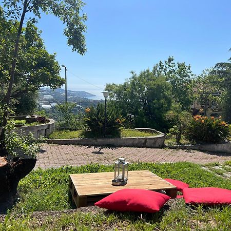 Villa In Collina Vista Mare Сан Ремо Екстериор снимка