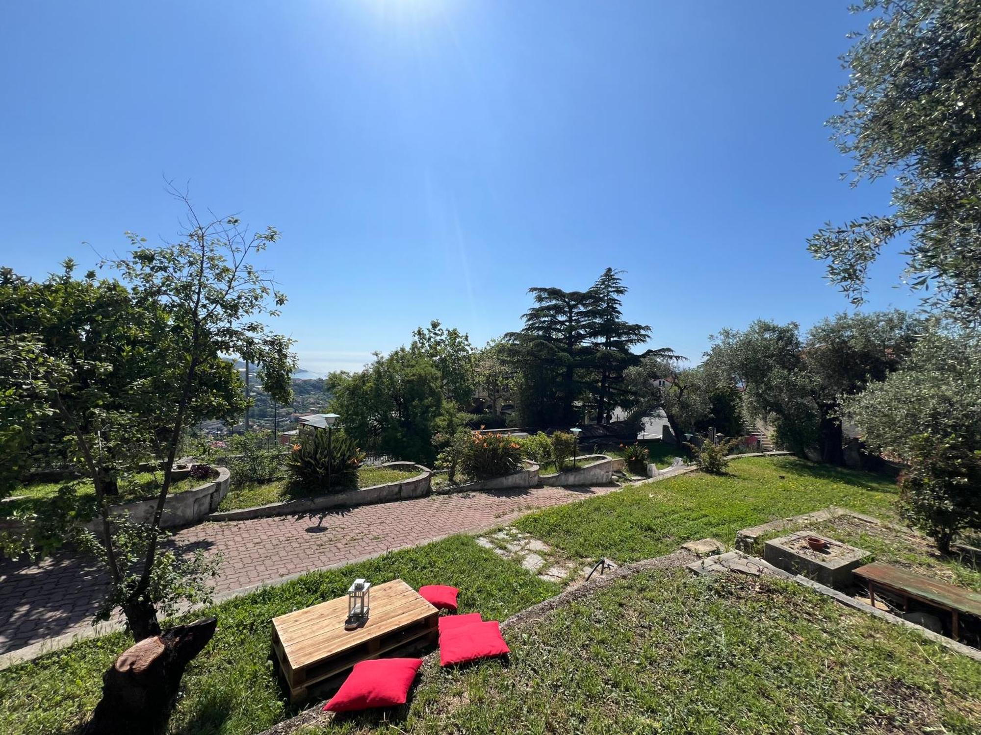 Villa In Collina Vista Mare Сан Ремо Екстериор снимка