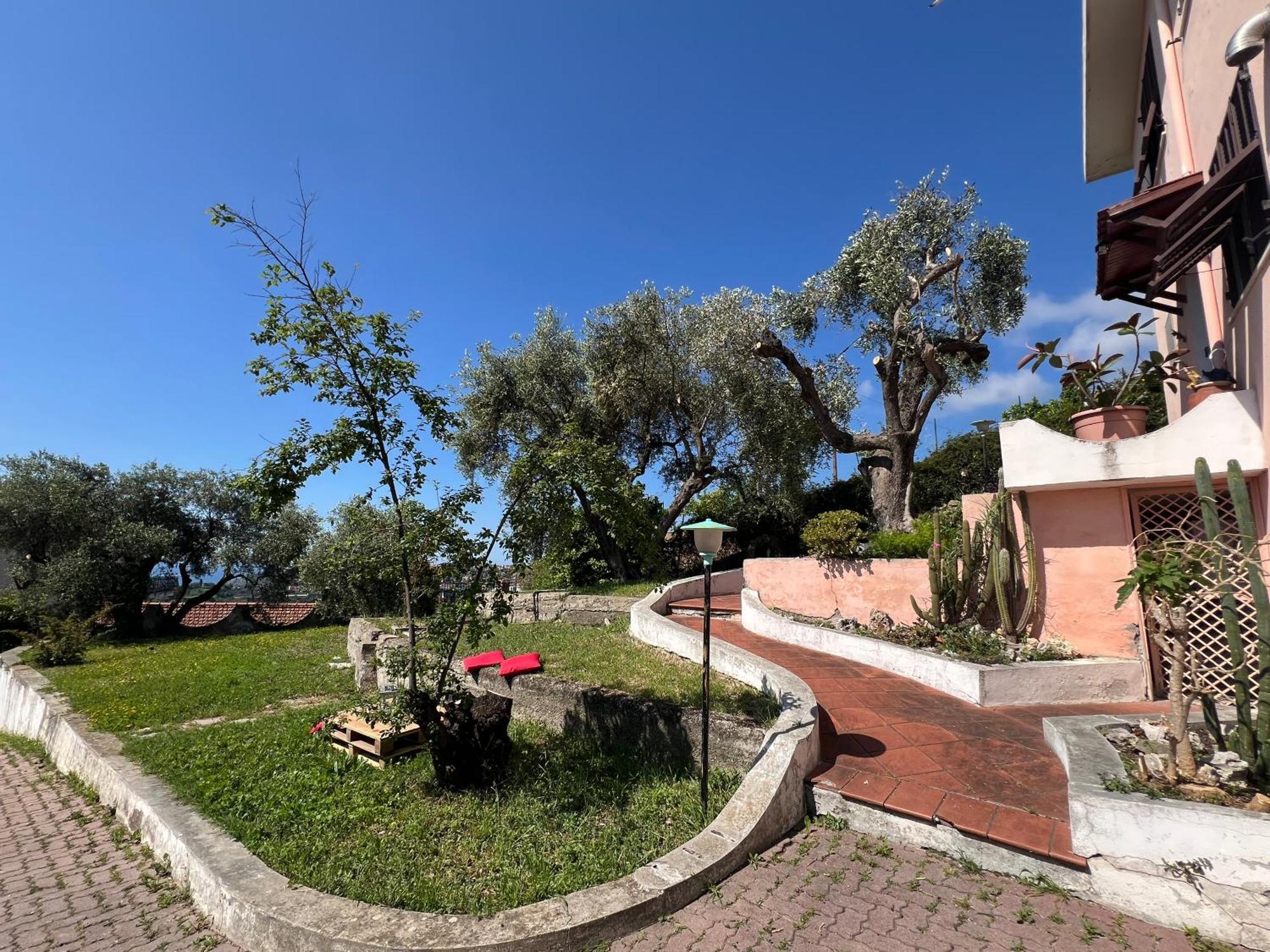 Villa In Collina Vista Mare Сан Ремо Екстериор снимка